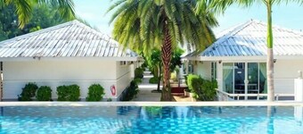 Laemsing Natural Beach Resort