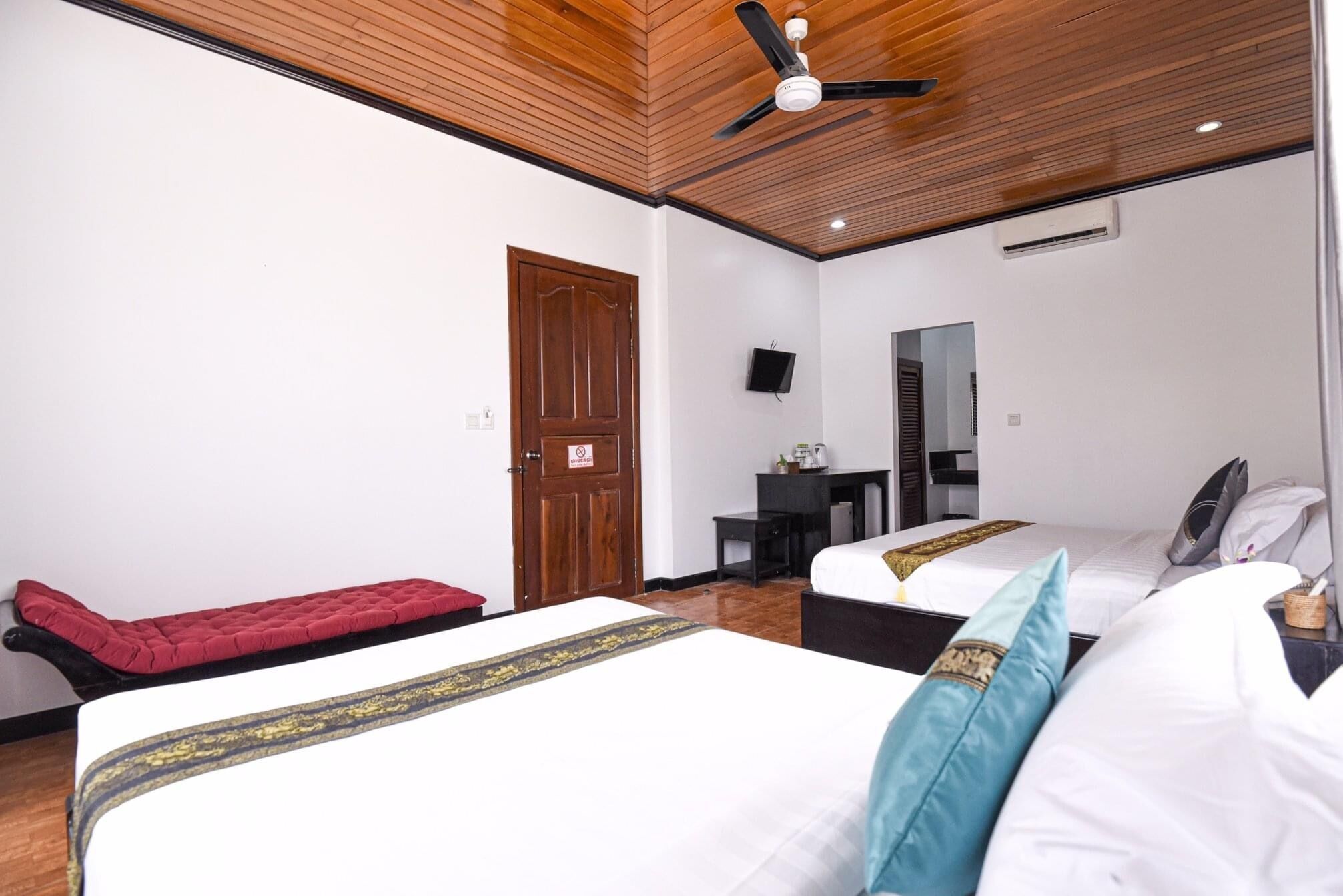 Photo - Golden Orchid Angkor