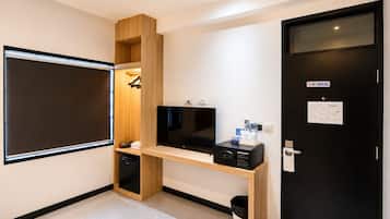 Private King Bed | Cofres nos quartos, Wi-Fi de cortesia, roupa de cama