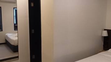 Quarto casal | Cofres nos quartos, Wi-Fi de cortesia