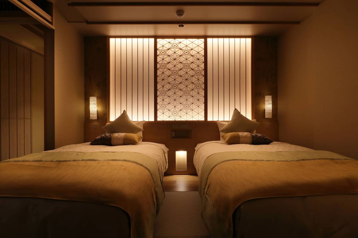 Japanese Western Style Twin Room with Private Hot Spring Bath and Higher View,Non Smoking (Shuhokan) | In-room safe, iron/ironing board, free WiFi