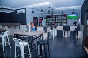 Bar (on property) - Mika Hotel, Kabulonga (Lusaka)