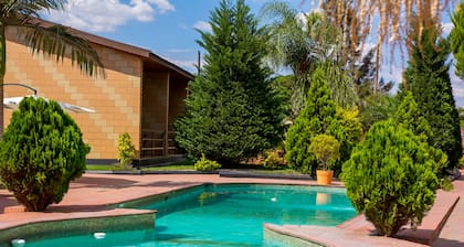 Mika Hotel, Kabulonga