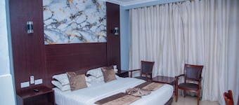Mika Hotel, Kabulonga