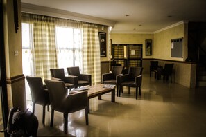 Lobby sitting area - Mika Hotel, Kabulonga (Lusaka)