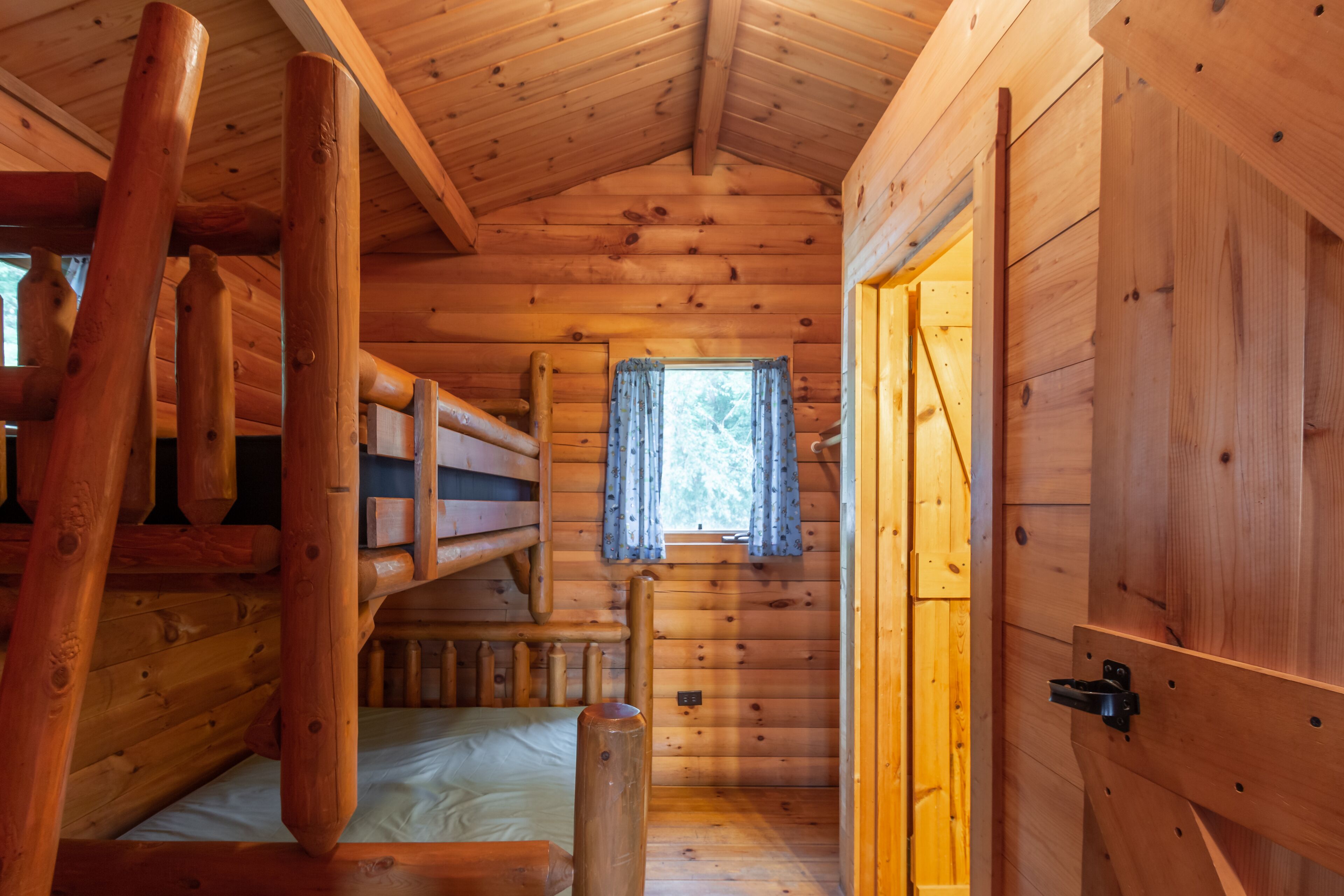 Standard Cottage, 2 Bedrooms, Non Smoking (No Pets, Linens not included)