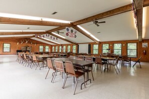 Interior - Cherokee Landing Campground (Saulsbury)