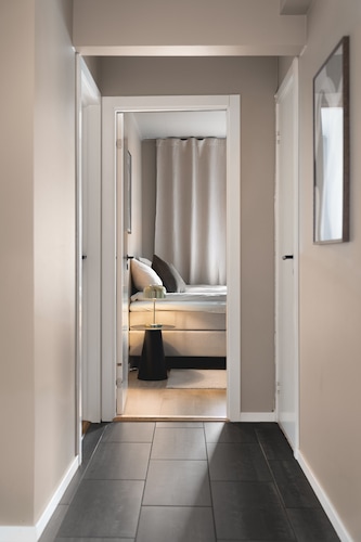 Enter Tromsø Apartment Hotel