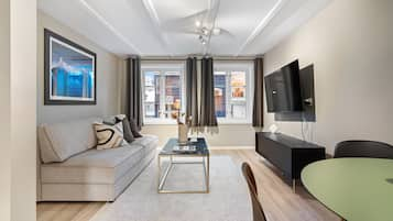 Superior Apartment, 1 Queen Bed with Sofa bed | Living area