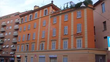 Facciata della struttura