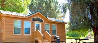 Soledad Canyon RV & Camping Resort