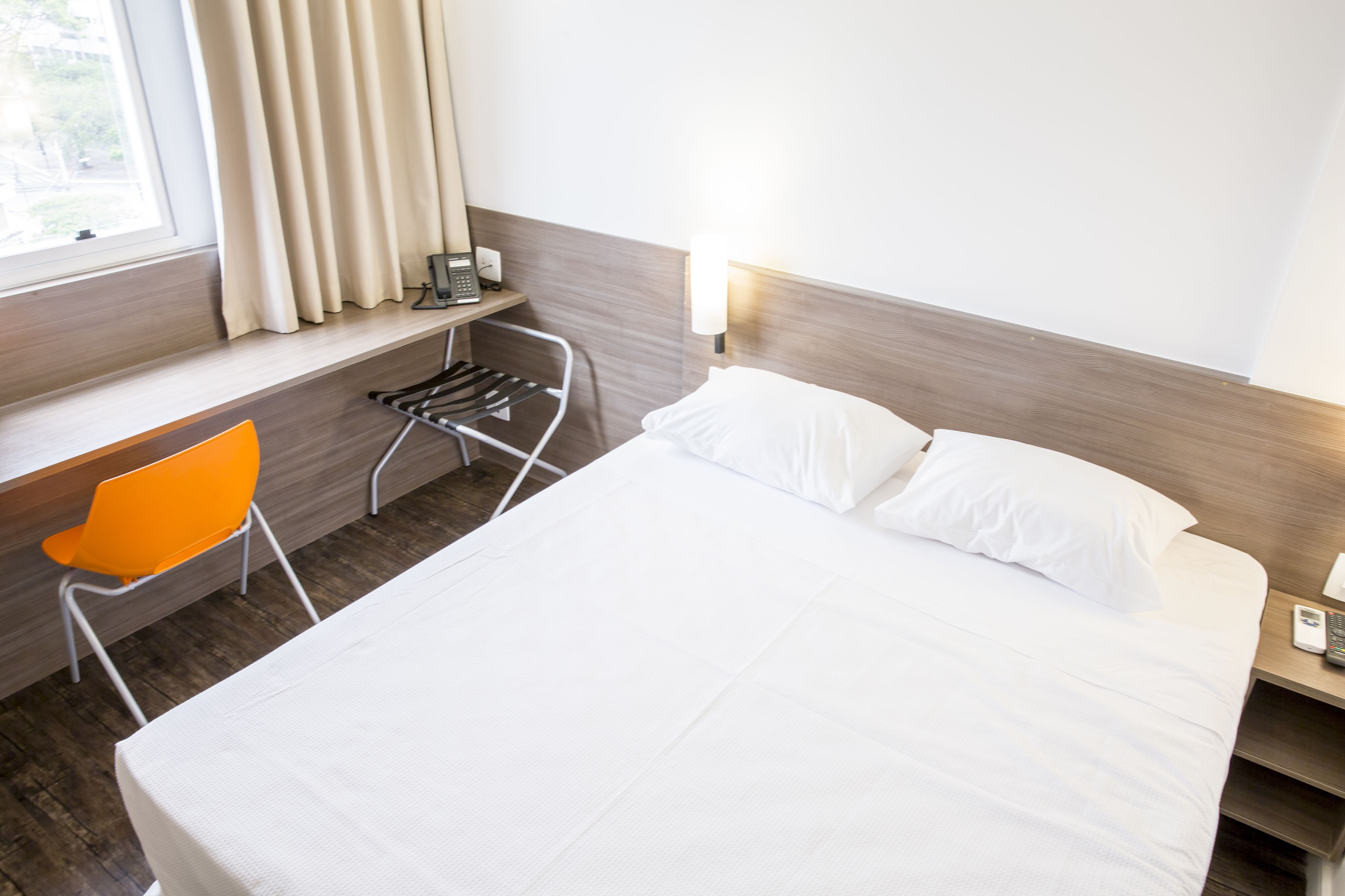 standard double room | minibar, in-room safe, desk, laptop workspace