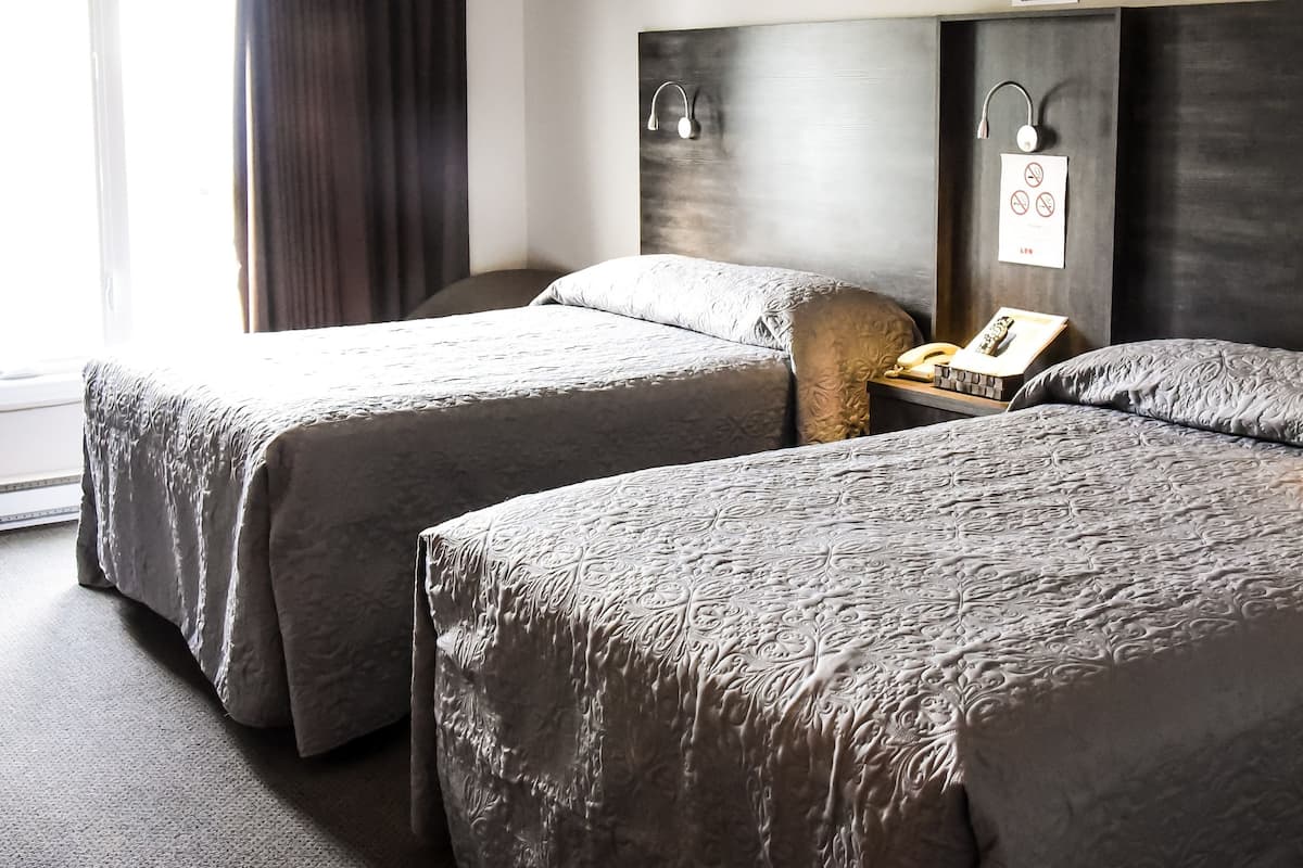 Classic Room, 2 Double Beds