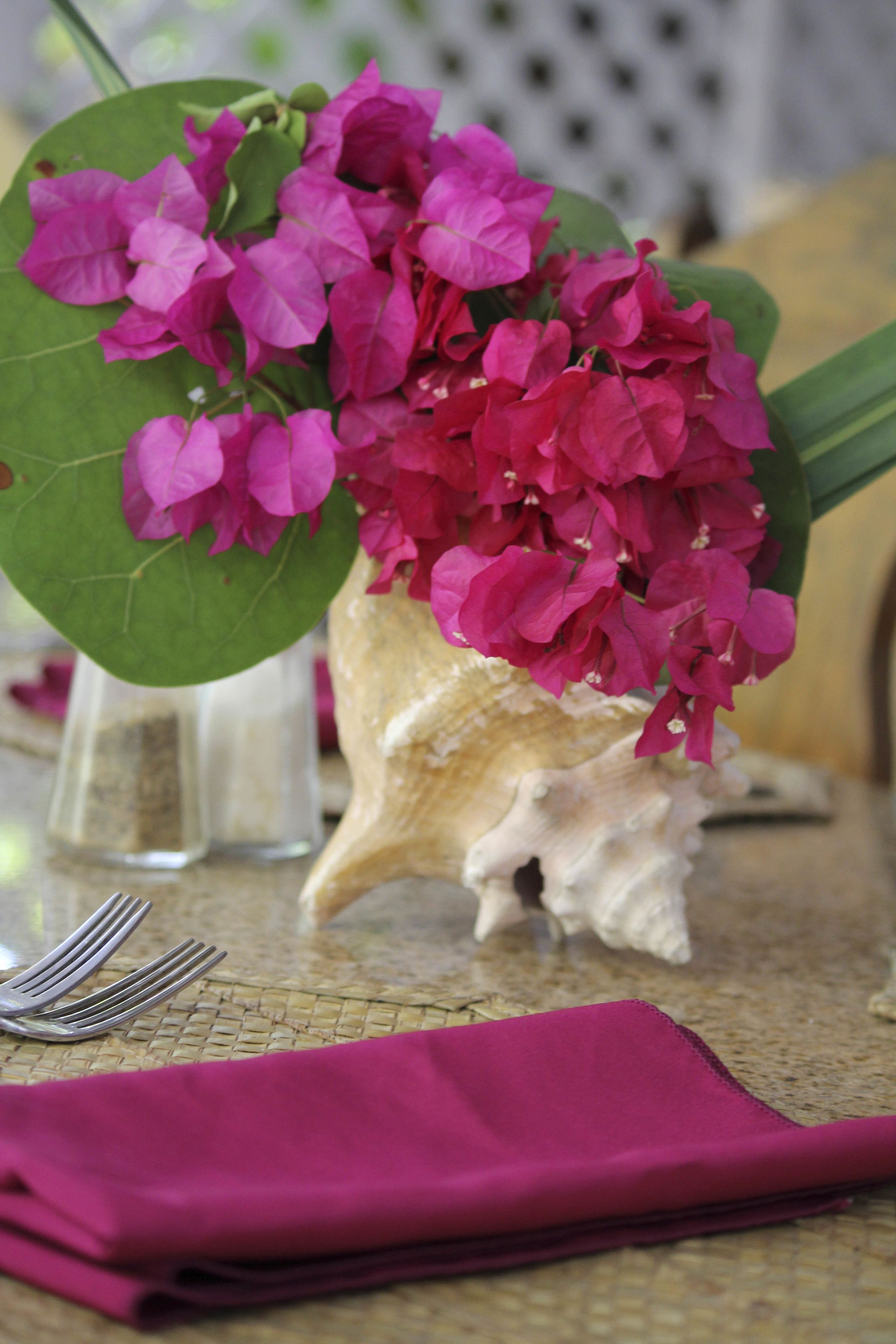 breakfast, lunch, dinner served; local cuisine, garden views