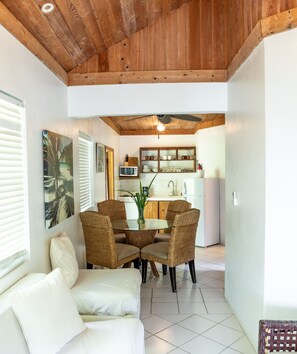 Superior Deluxe 2 Bedroom Suite (Briland)