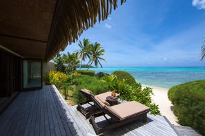 Villa, 2 soverom, ved strandkanten (Ultimate) | Terrasse/patio