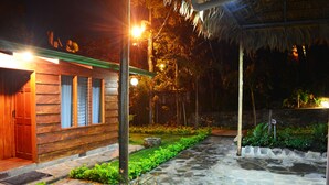 Unclassified image, 3 of 54, button - Santa Elena Hostel Resort (Monteverde)