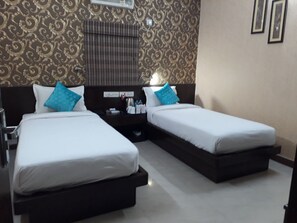 Standard-Doppel- oder -Zweibettzimmer