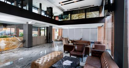 Sukhothai Hotel and Residence