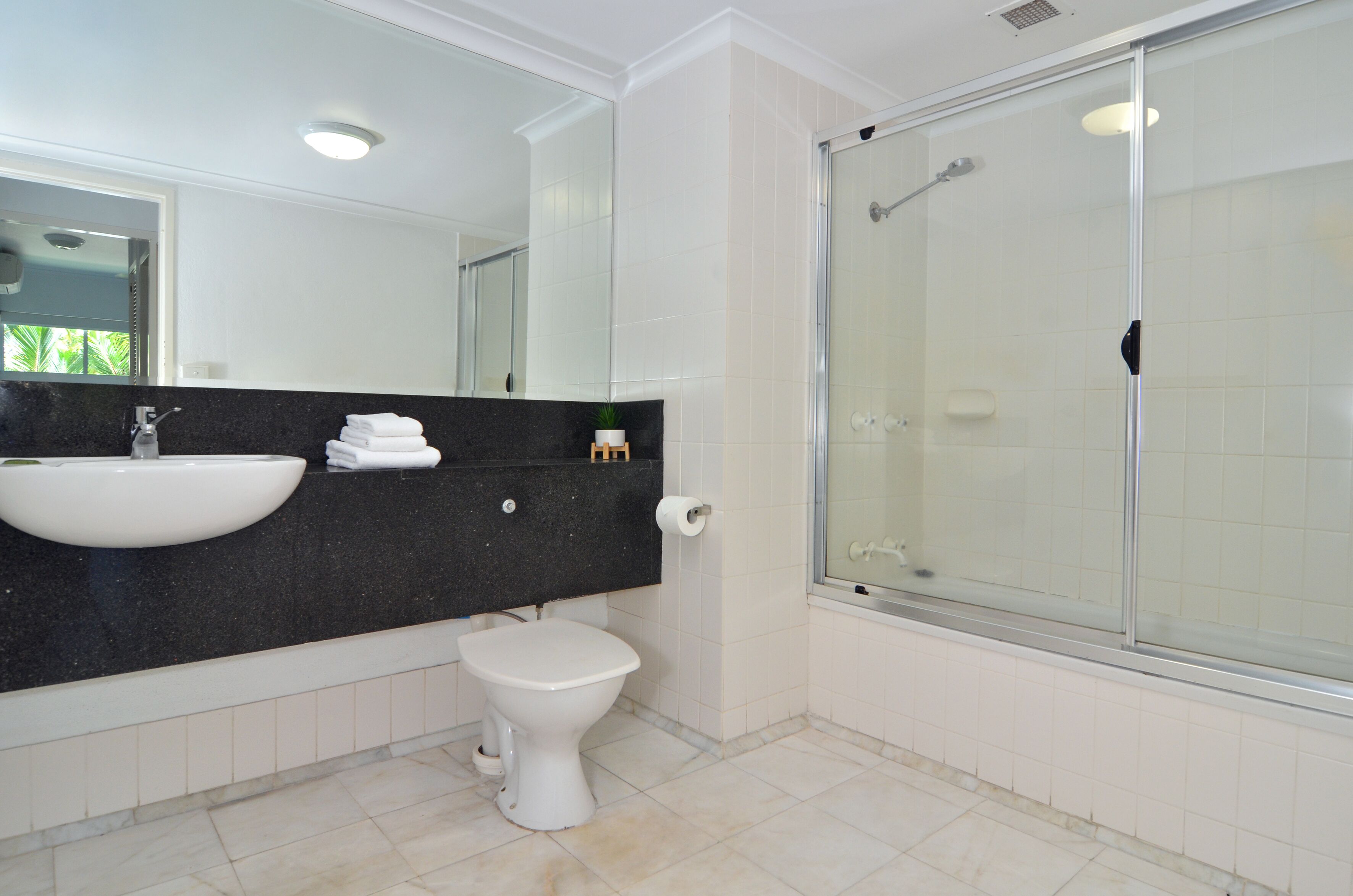 three bedroom apartment | bathroom | free toiletries, hair dryer, towels