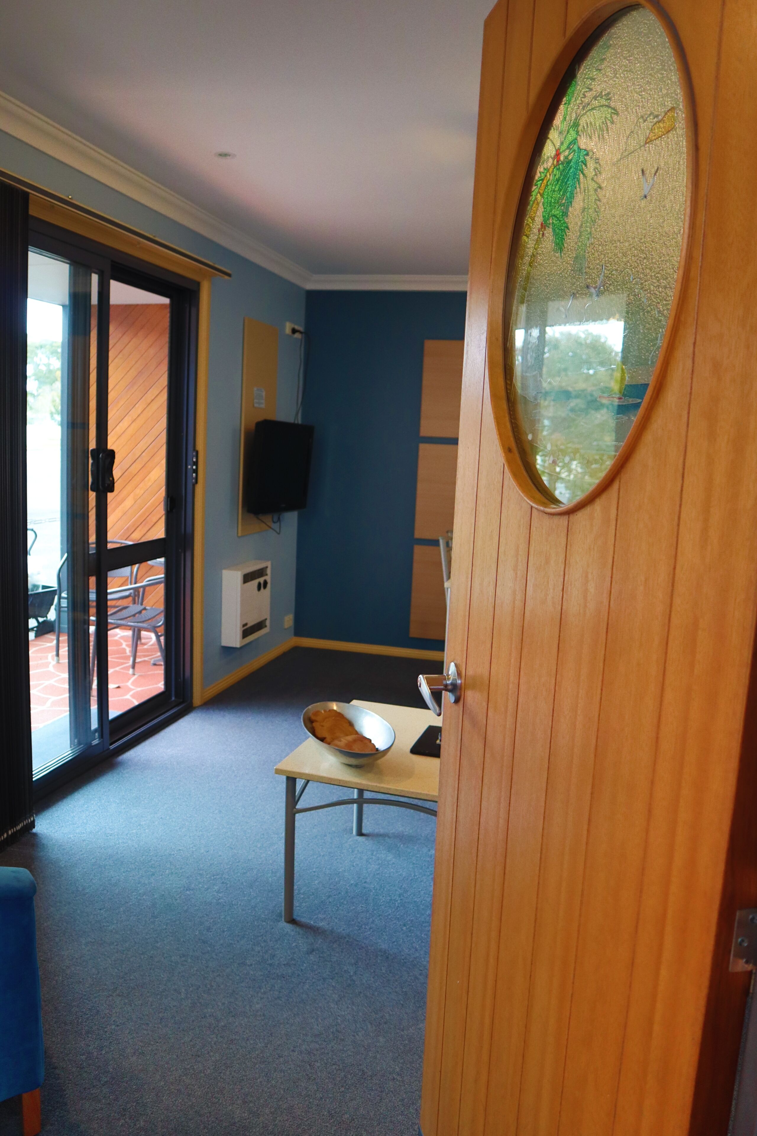 Strahan Bungalows — image 28