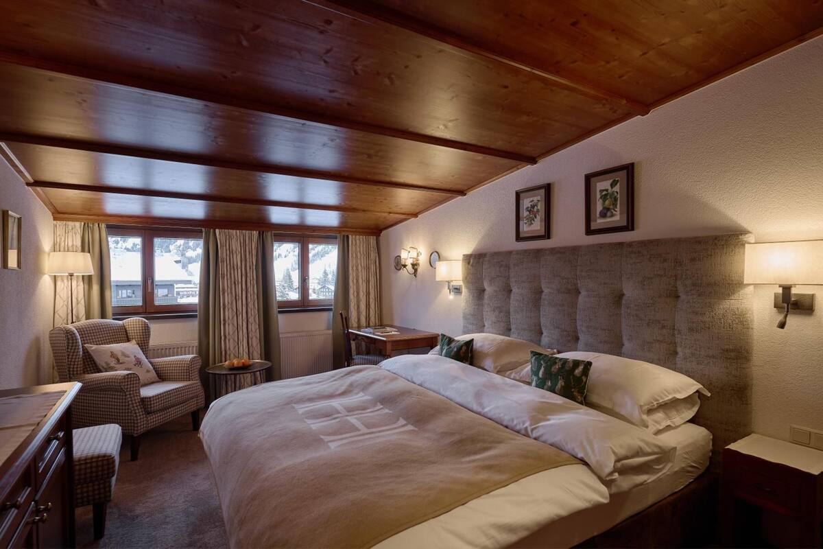 Premium bedding, down duvets, in-room safe, desk