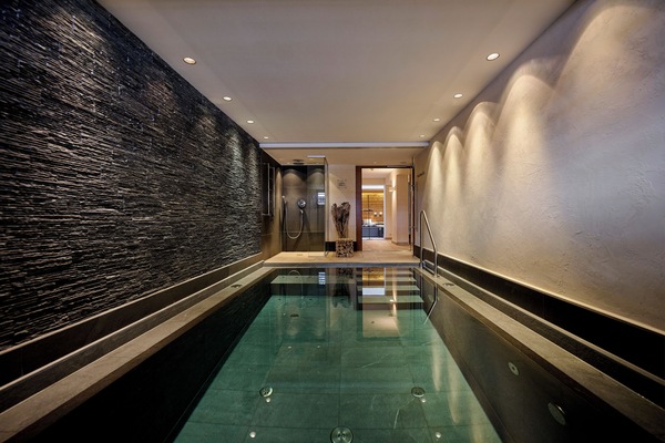 Turkish bath, aromatherapy, deep-tissue massages, Swedish massages