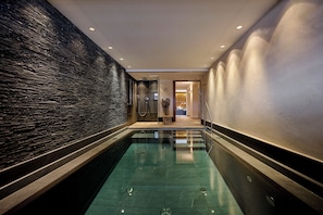 Hammam, soins d'aromathérapie, massages des tissus profonds