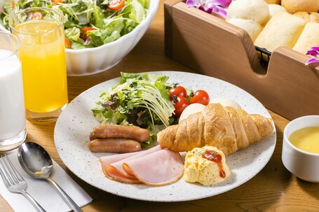 Hotel Gracery Shinjuku - Image 19