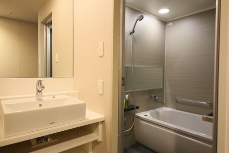 Hotel Gracery Shinjuku - Image 11