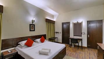 Pillow-top beds, desk, free WiFi