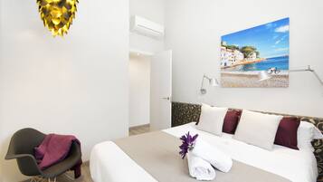 3 chambres, couette en duvet d'oie, coffres-forts dans les chambres