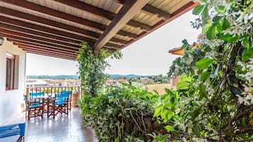 Suite, 2 habitaciones (for 6) | Terraza o patio