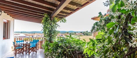 Suite, 2 chambres (for 6) | Terrasse/Patio