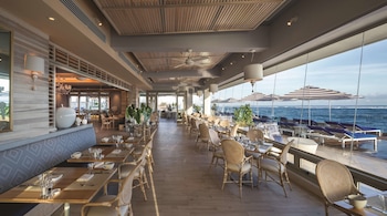 3 restaurants; breakfast, lunch, and dinner served at Condado Vanderbilt Hotel