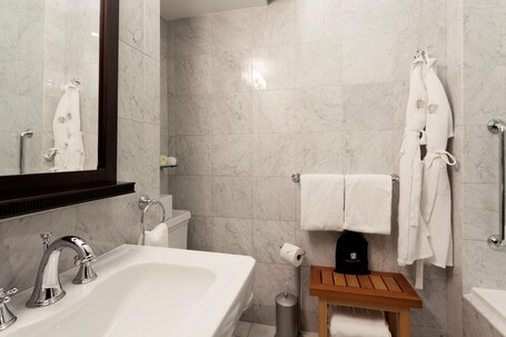 Condado Vanderbilt Hotel - Image 126