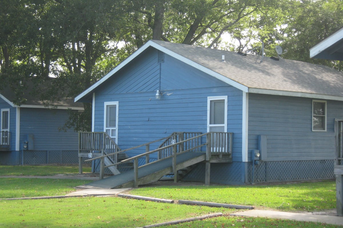 Cabin (No Pets, Linens not Available)
