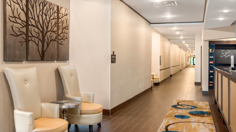 Hampton Inn & Suites Lavonia