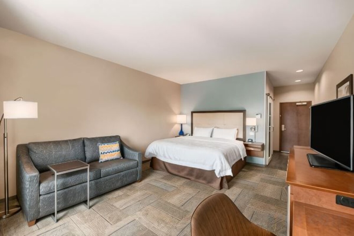 King Room-Hearing Accessible