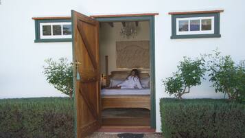 Suite (Garden) | Egyptian cotton sheets, premium bedding, down comforters