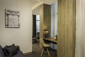 Rom – executive | Minibar, safe på rommet, blendingsgardiner og lydisolert