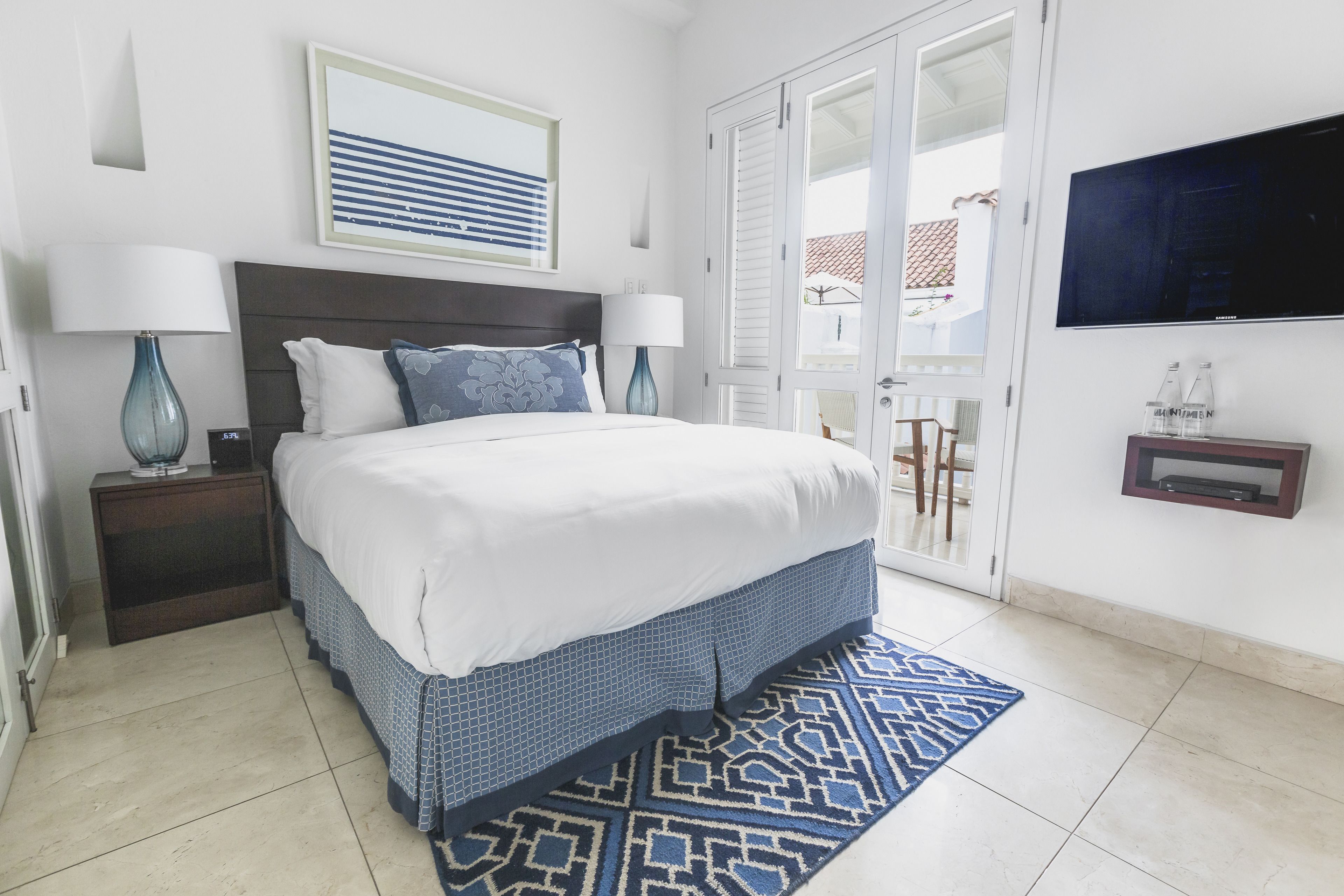 majestic | premium bedding, in-room safe, blackout curtains, soundproofing