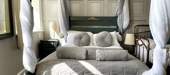 Brunswick Square Hotel