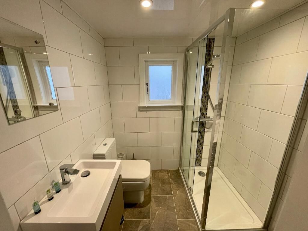 studio, ensuite | bathroom