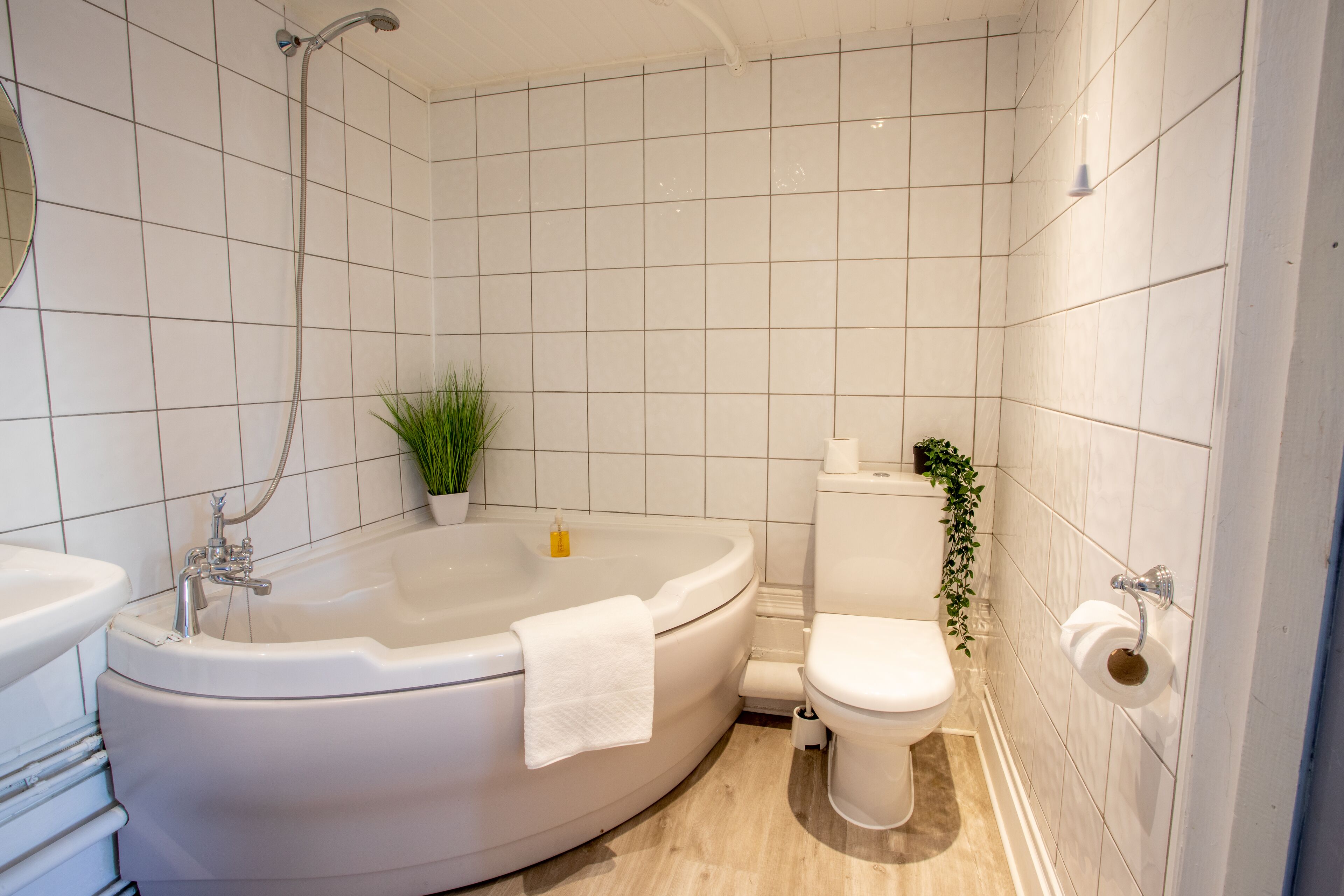 honeymoon double room, ensuite | bathroom