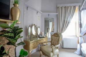 Suite, mit Bad | 1 Schlafzimmer