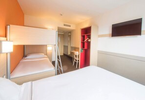 Quadruple Room, Non Smoking | Premium bedding, desk, soundproofing, iron/ironing board
