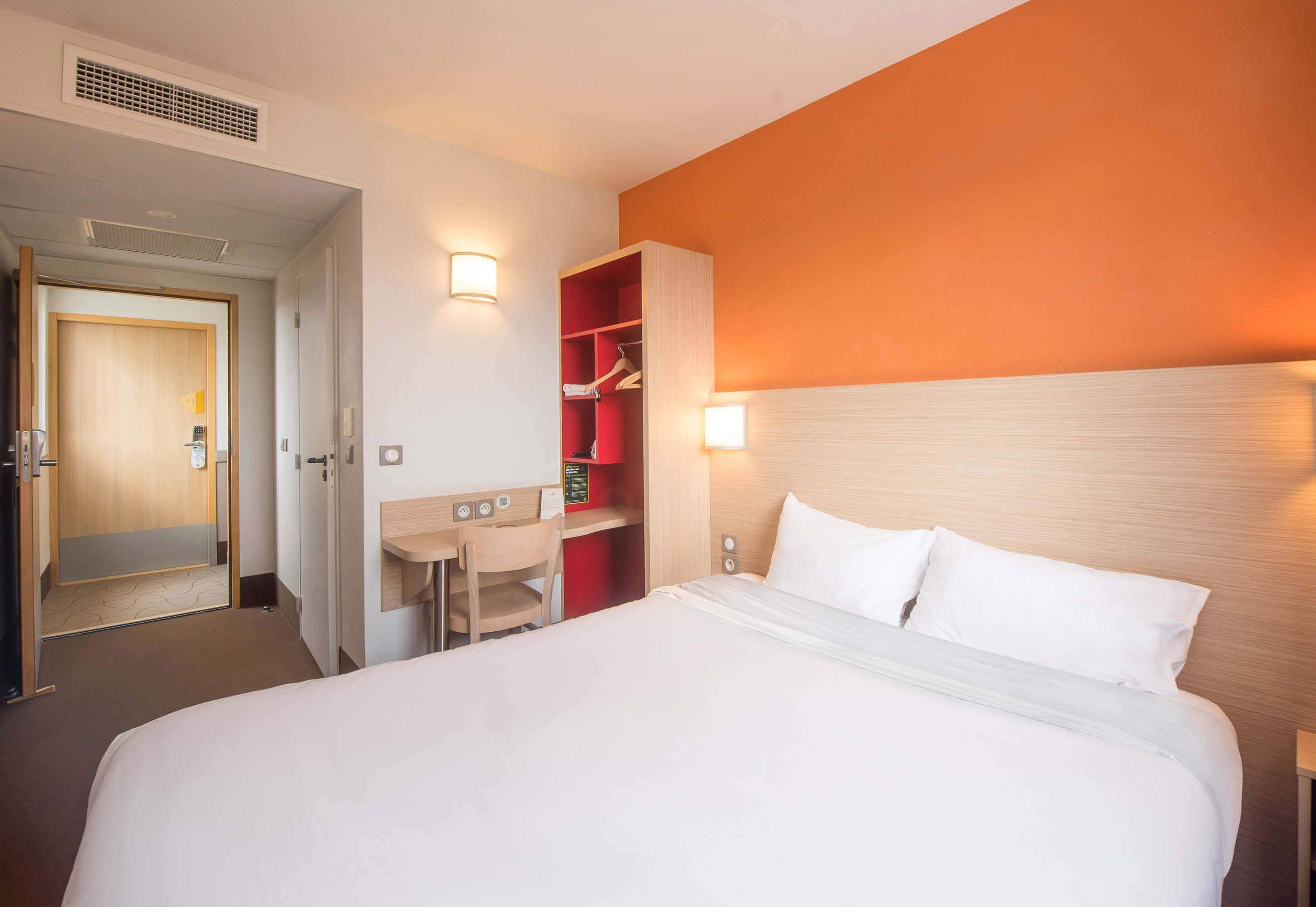 double room, non smoking | 1 bedroom, premium bedding, desk, soundproofing