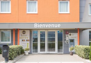 Entrée de l’hébergement