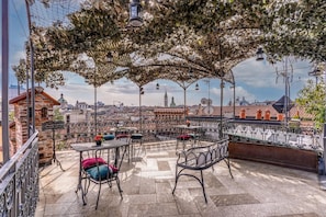 View from property - Santa Marta Suites (Milan)